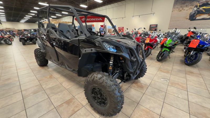 New 2025 Can-Am MAVERICK SPORT MAX DPS 1000R Image 3