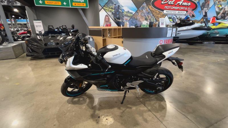 Used 2023 CFMOTO 450SS Image 5