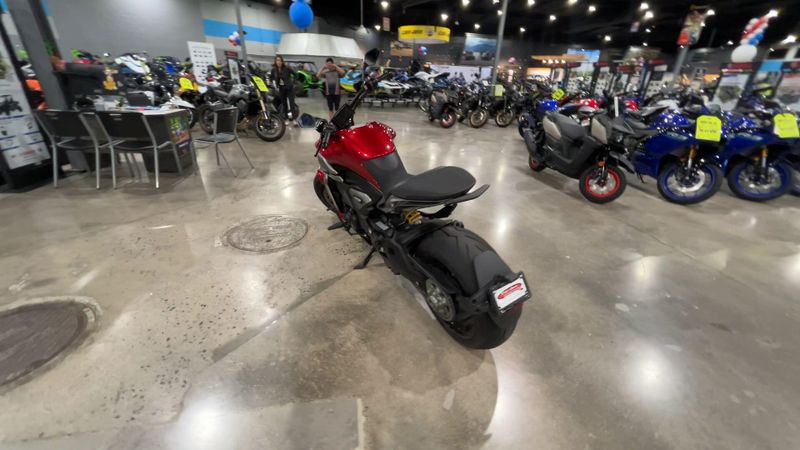 Used 2026 Ducati XDIAVEL V4 Image 7