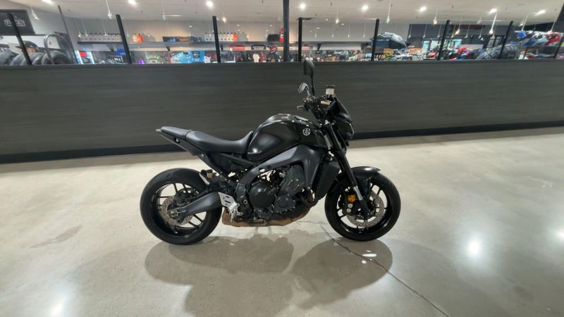 Used 2023 Yamaha MT-09 Image 5