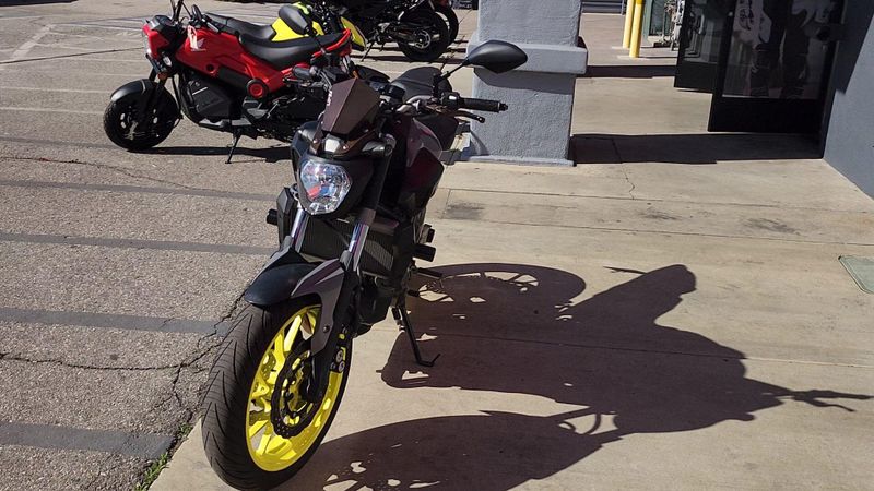 Used 2016 Yamaha FZ 07 Image 7