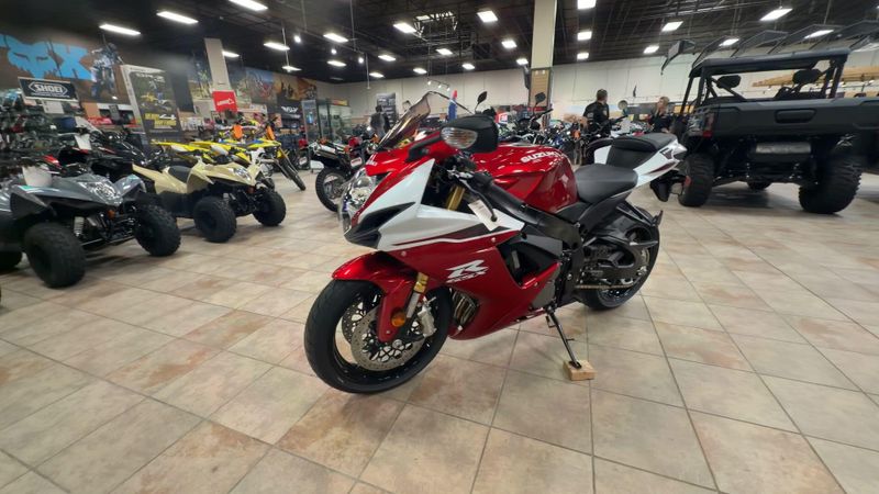 New 2027 Suzuki GSX-R750 Image 5