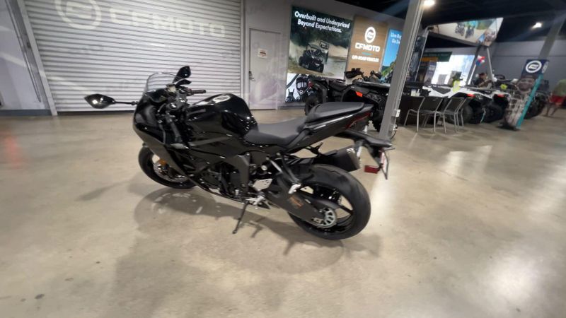 New 2027 Kawasaki NINJA ZX-6R ABS Image 6