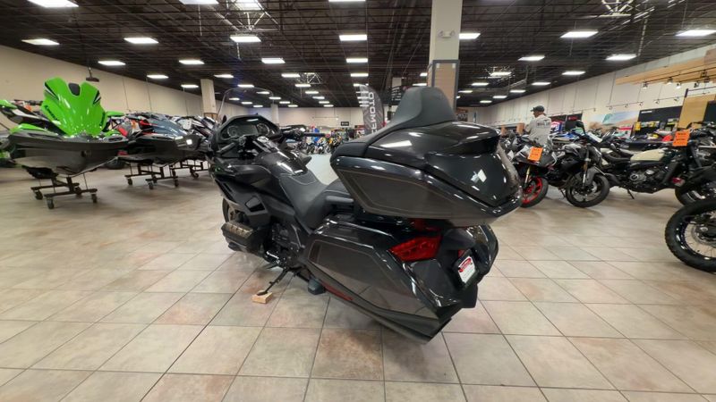 New 2026 Honda GOLDWING TOUR DCT Image 7