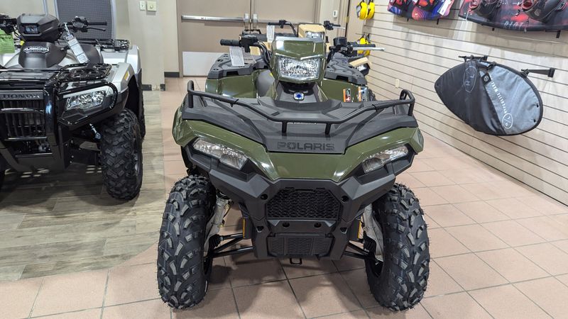 2024 Polaris SPORTSMAN 450  SAGE GREEN Image 3