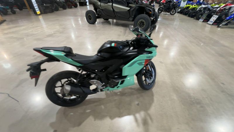 New 2026 Yamaha YZF-R3 ABS Image 4