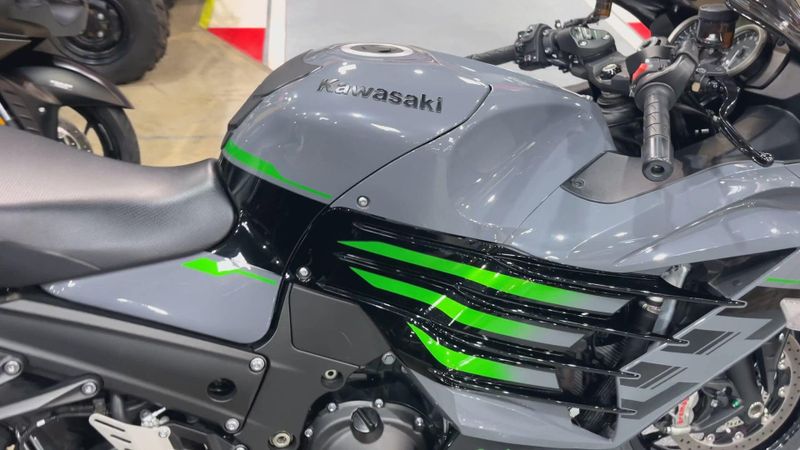 Used 2021 Kawasaki Ninja ZX-14R ABS Image 5
