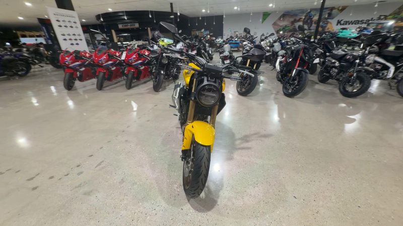 New 2026 Honda CB300R ABS Image 5