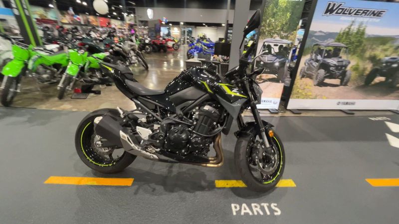 Used 2024 Kawasaki Z900 ABS Image 9