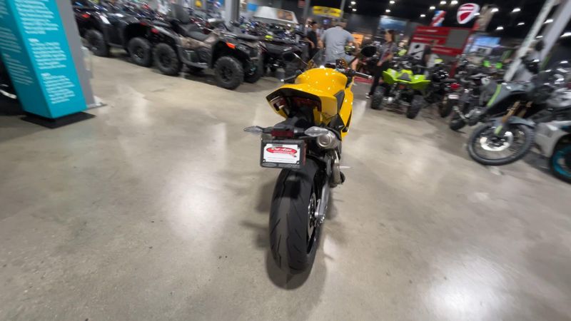 New 2026 Ducati PANIGALE V2 S Image 7