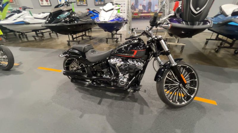 Used 2024 Harley-Davidson Breakout Image 9