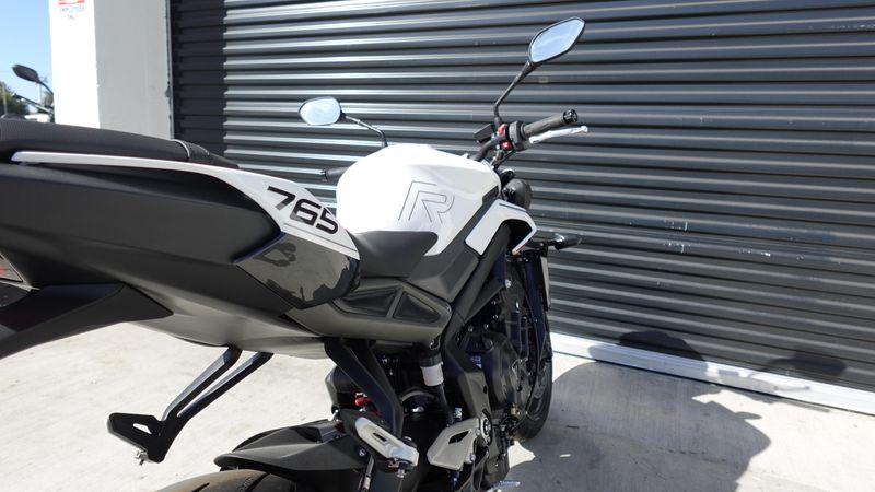 New 2025 Triumph Street Triple 765 R 