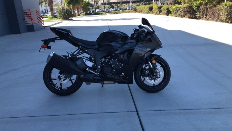 New 2027 Kawasaki NINJA ZX-6R Image 5