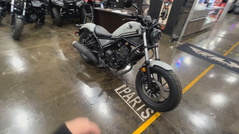 New 2026 Honda REBEL 300 E-CLUTCH Image 2