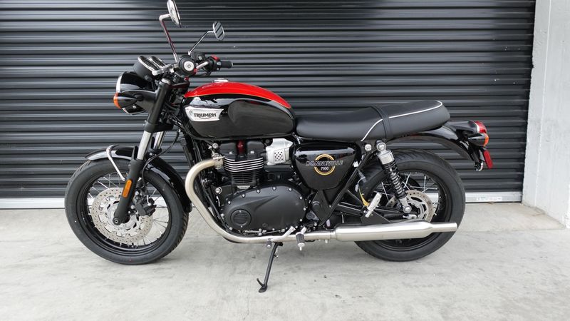 New 2026 Triumph Bonneville T100 Base 