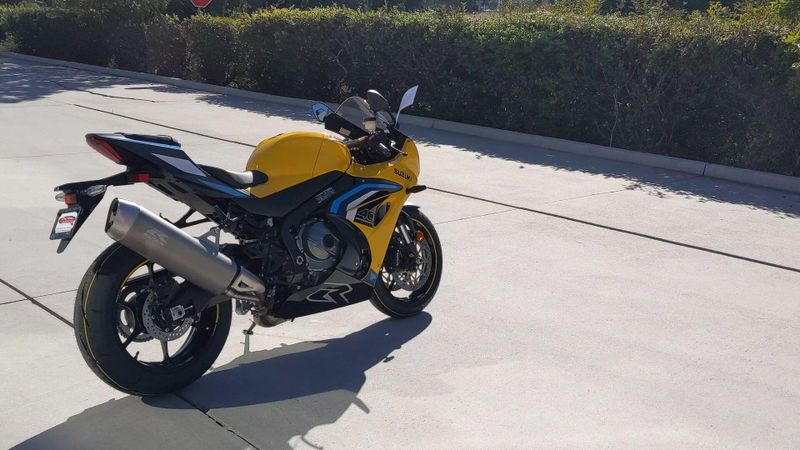 New 2027 Suzuki GSX-R1000 40TH ANNIVERSARY EDITION Image 4