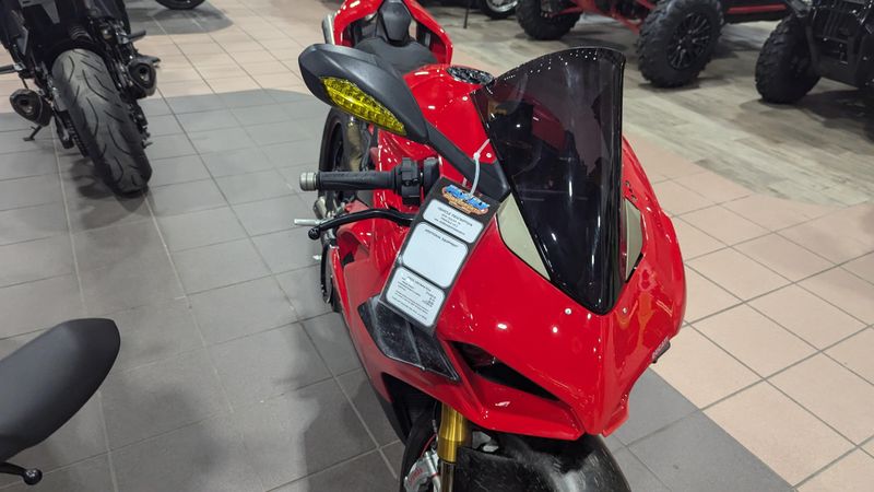 2019 DUCATI PANIGALE V4 S in a RED exterior color. Family PowerSports (877) 886-1997 familypowersports.com 