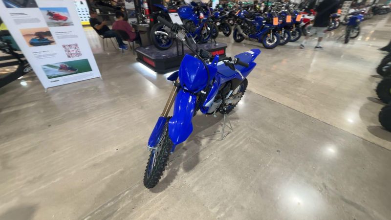 New 2027 Yamaha YZ85LW Image 7