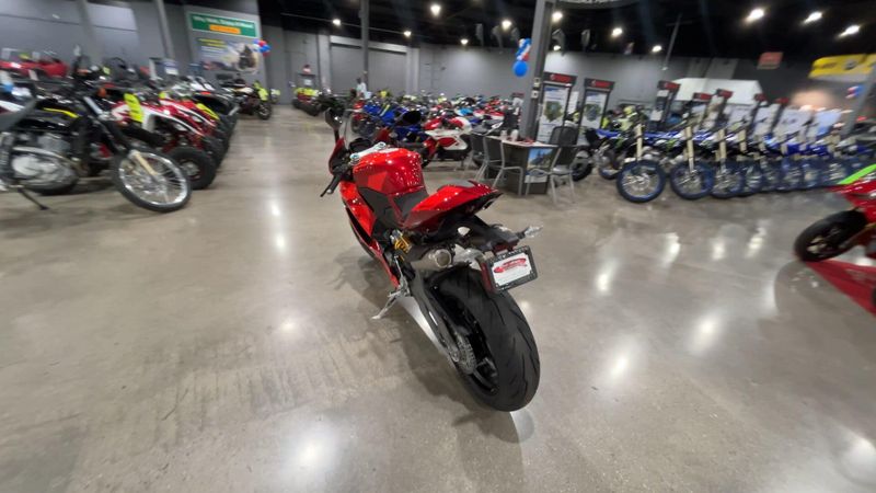 New 2027 Ducati PANIGALE V2 MM93 Image 7
