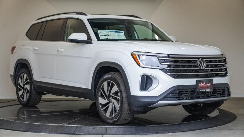 New 2025 Volkswagen Atlas 2.0T SE w/TechnologyImage 5