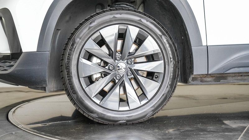 2024 Volkswagen Taos 1.5T SImage 11