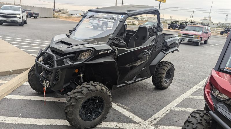 2022 Can-Am COMMANDER XT 700Image 3