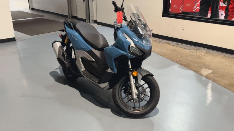 New 2025 Honda ADV160 Image 2