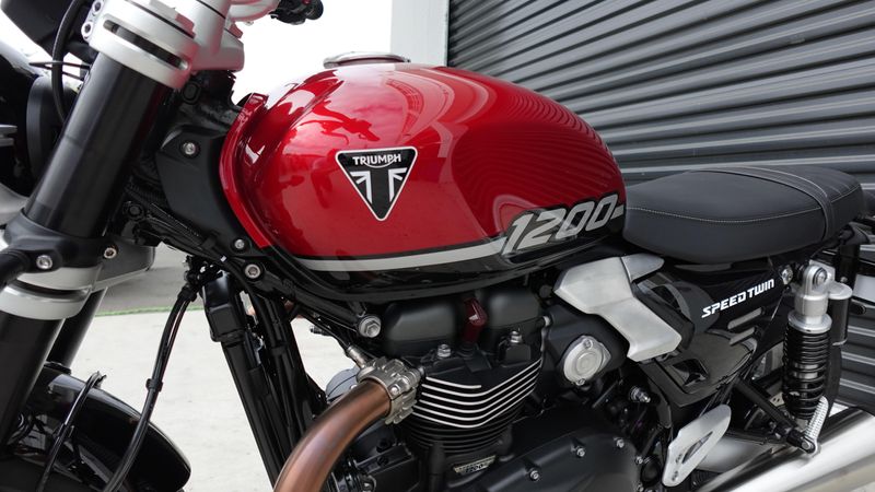 New 2025 Triumph Speed Twin 1200 