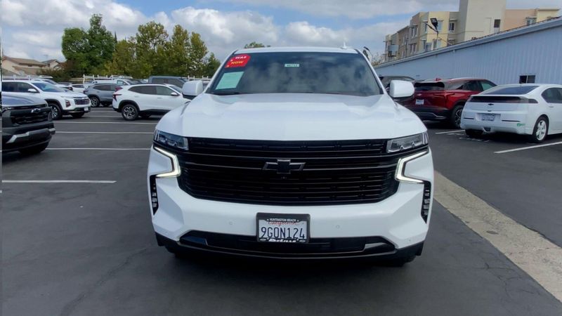 Used 2023 Chevrolet Tahoe RSTImage 3