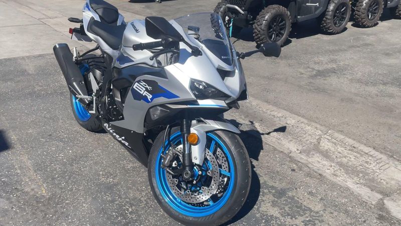 New 2027 Kawasaki NINJA ZX-6R Image 6