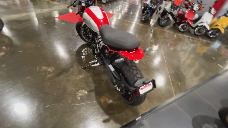 New 2025 Ducati SCRAMBLER 800 ICON Image 7