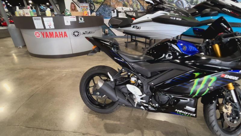 Used 2021 Yamaha YZF-R3 ABS Image 9