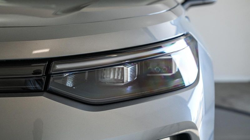 New 2025 Volkswagen Tiguan 2.0T SEImage 7