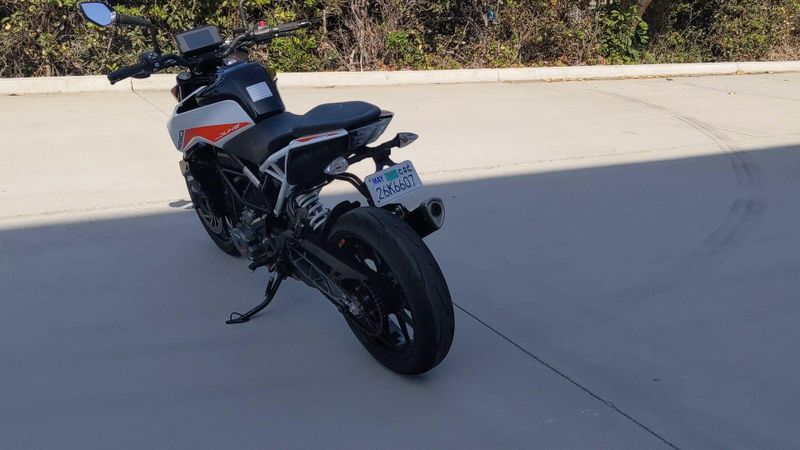 Used 2021 KTM 390 DUKE Image 2