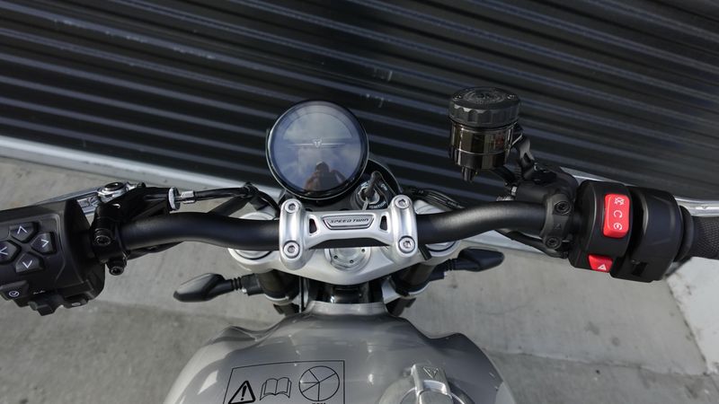 New 2025 Triumph Speed Twin 1200 