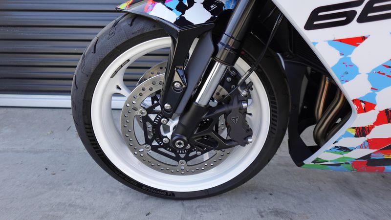 New 2025 Triumph DAYTONA 660 