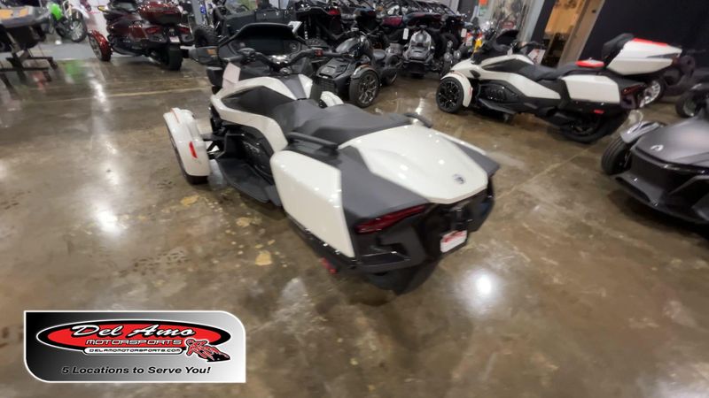 New 2026 Can-Am SPYDER RT (SE6) 
