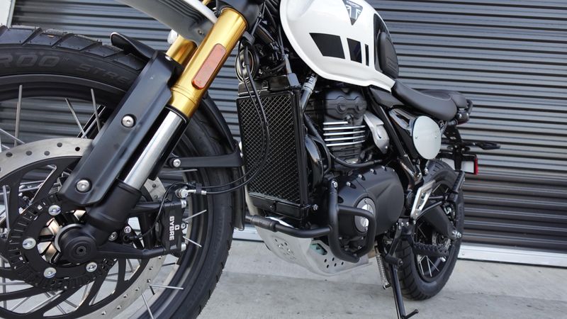 New 2026 Triumph Scrambler 400 XC 