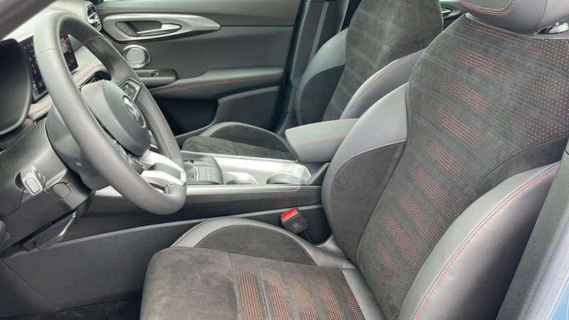 2023 Dodge Hornet GT Plus photo 13