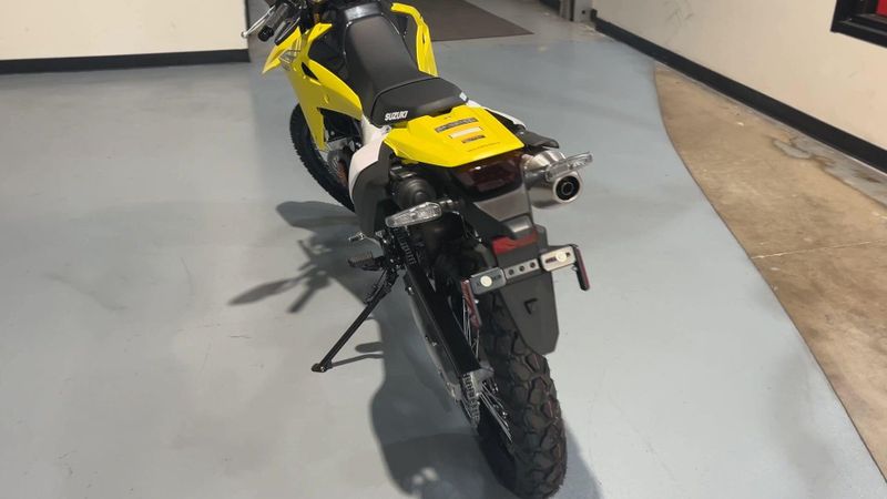 2025 Suzuki DR-Z4S Image 6