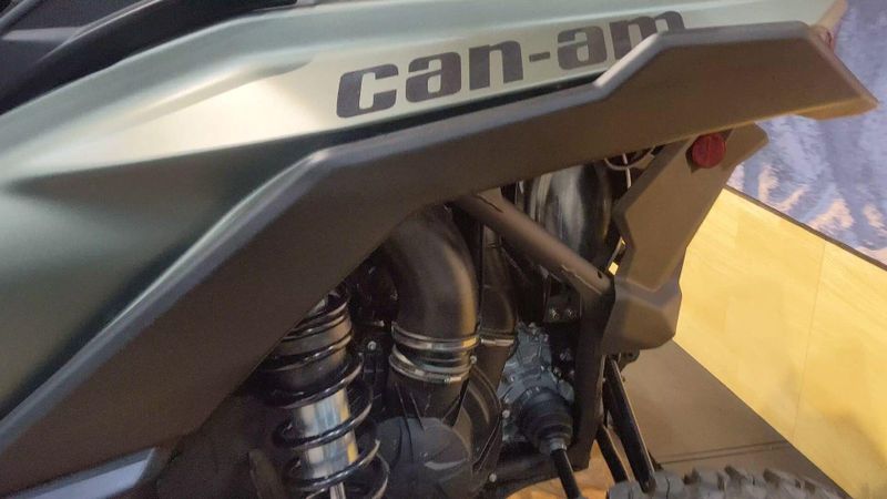 New 2027 Can-Am MAVERICK X3 MAX X RC TURBO RR Image 9