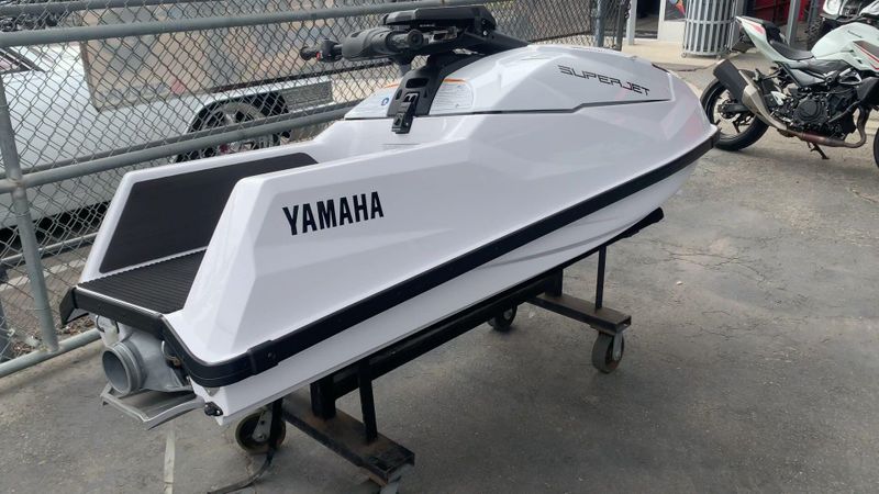 New 2025 Yamaha Superjet Image 9