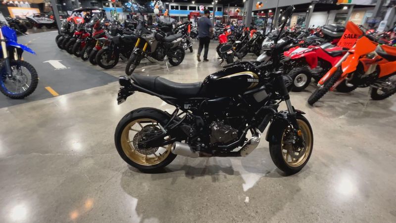Used 2023 Yamaha XSR700 Image 9