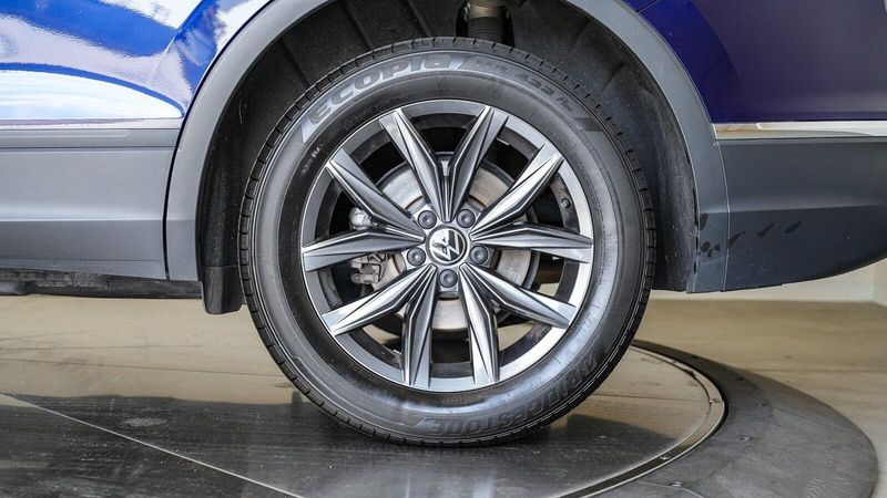 2023 Volkswagen Tiguan 2.0T SEImage 10