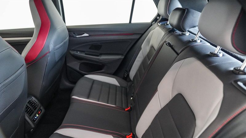 New 2025 Volkswagen Golf GTI AutobahnImage 18