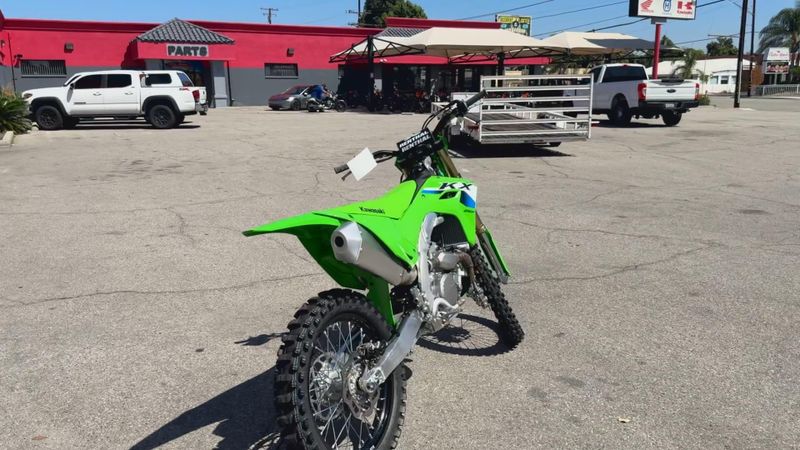 New 2027 Kawasaki KX250F Image 8