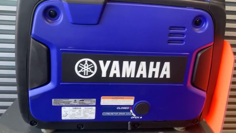 2022 Yamaha EF2200ISZ  in a TEAM YAMAHA BLUE exterior color. Del Amo Motorsports of Long Beach (562) 362-3160 delamomotorsports.com 