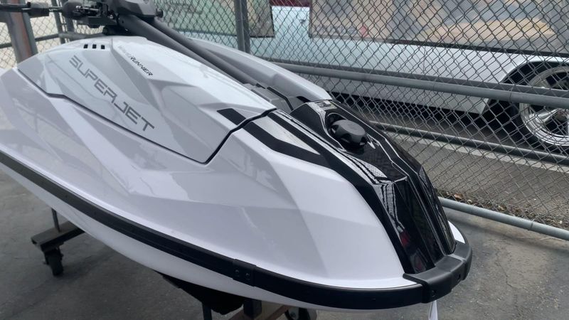 New 2025 Yamaha Superjet Image 3