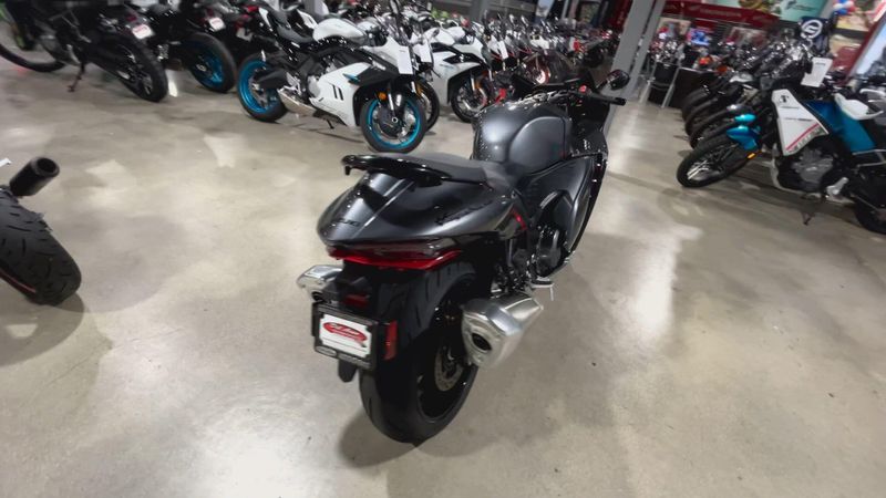 Used 2024 Suzuki Hayabusa Image 7