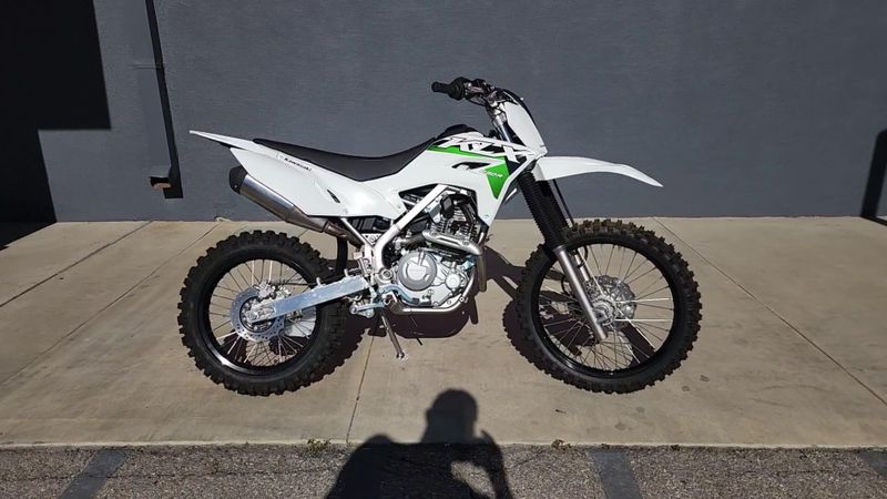 New 2026 Kawasaki KLX 230R Image 4